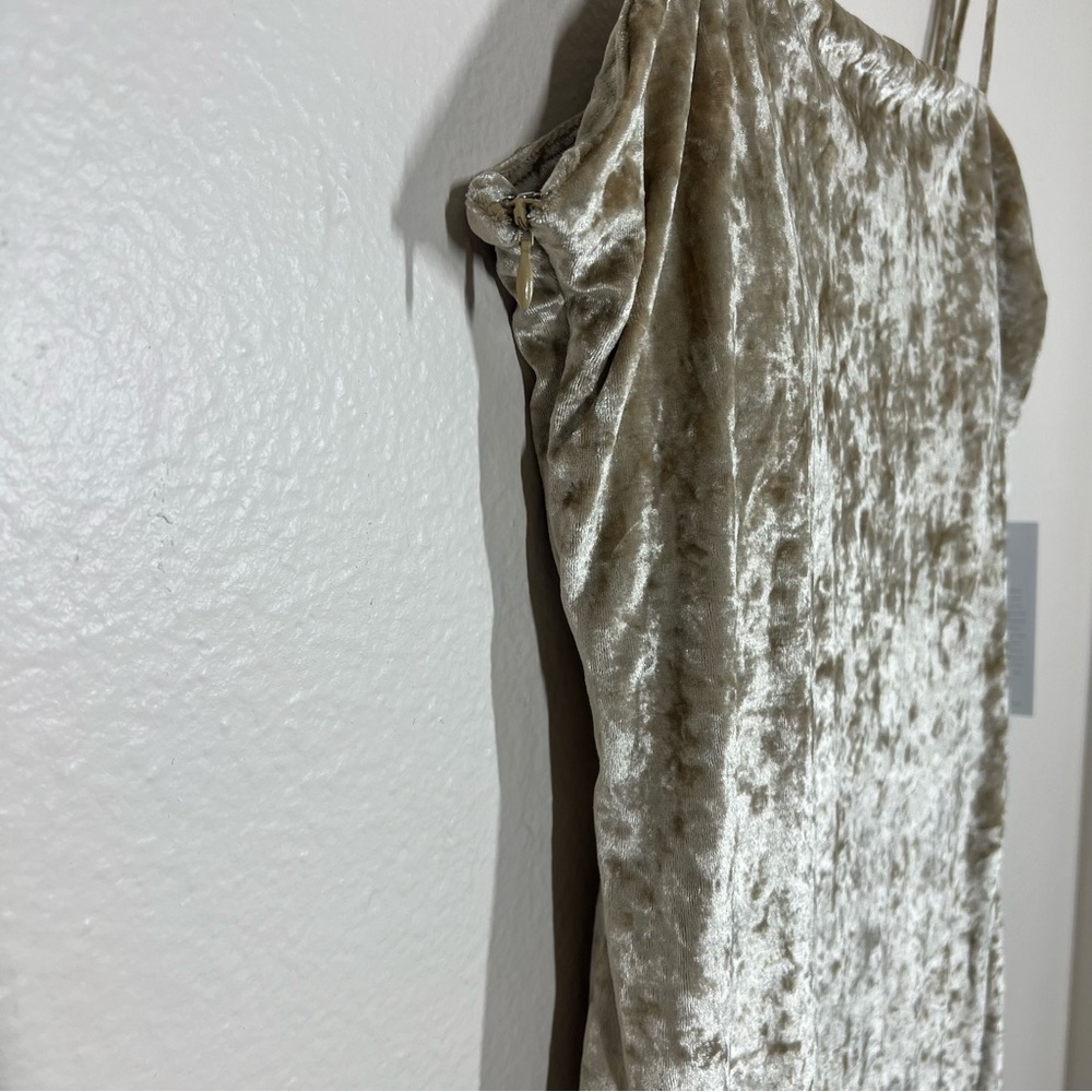 BuffBunny Gold Velvet Mini Dress - Picture 7 of 15
